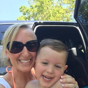 Meet your Posher, Amy